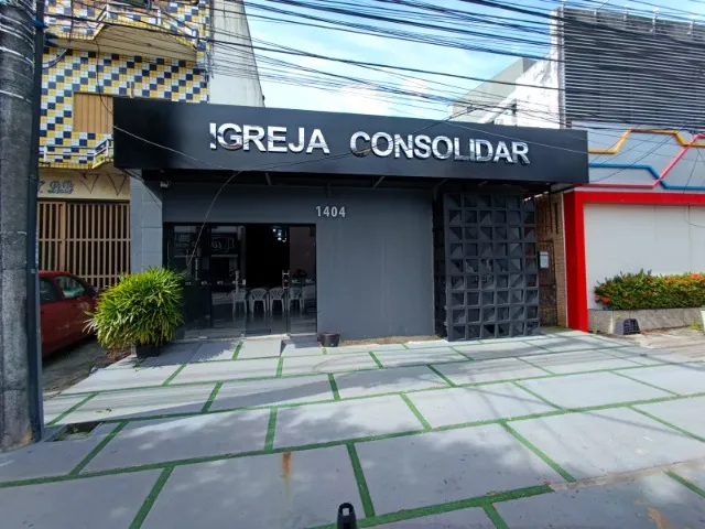 Excelente Imovel Comercial 250m² ótimo para Igrejas/ Salão/ Escritórios/ Escolas/ Mercados