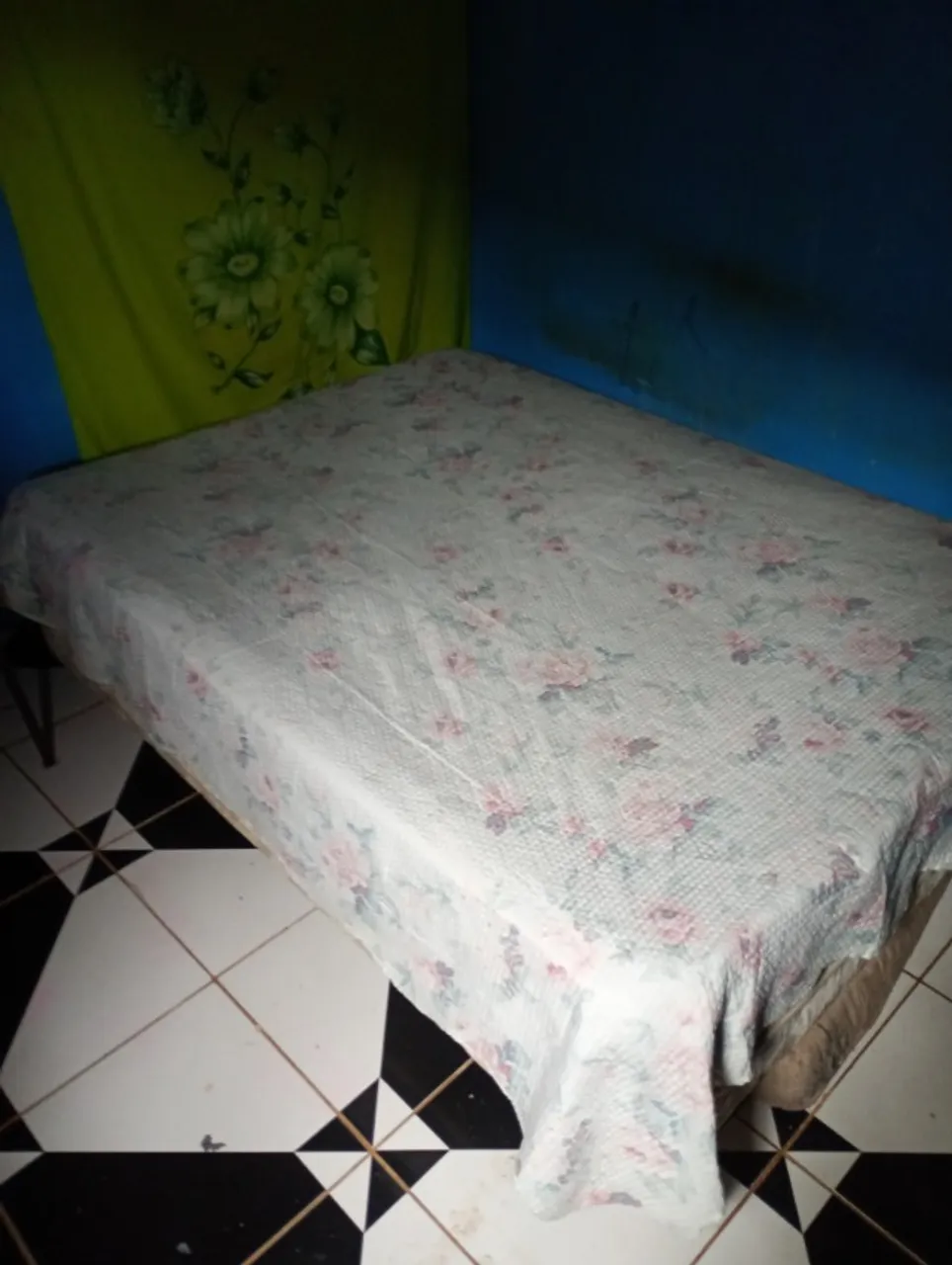 Cama box casal ?