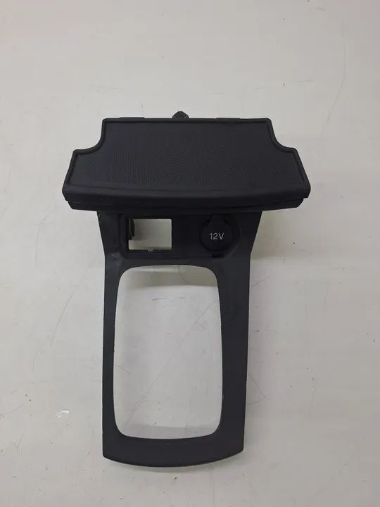 Moldura Tomada 12v Ford Ka Aut 2018 Nj7bba044h80a