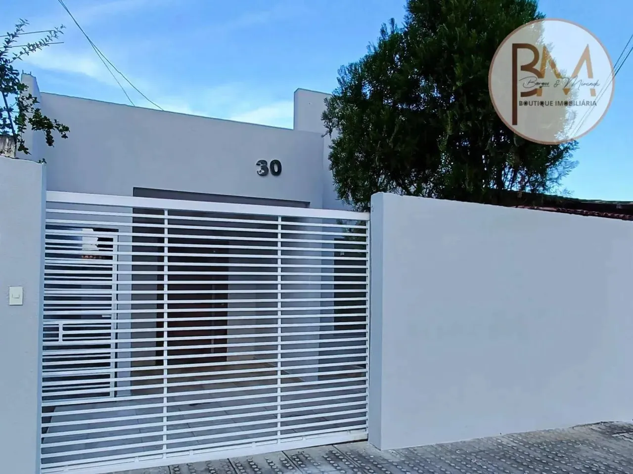Casa com 3 dormitórios para alugar, 80 m² por R$ 1.600/mês - Santa Mônica - Feira de Santa