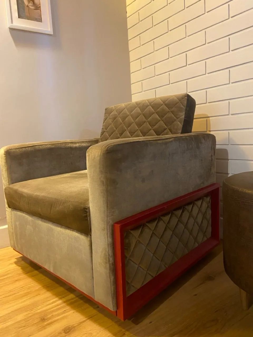 Poltrona confortável e moderna - Foto 2