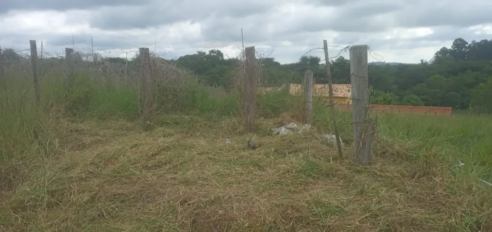 TERRENO 1000 MT DOCUMENTADO BAIRRO DO COCAIS SARAPUI SP