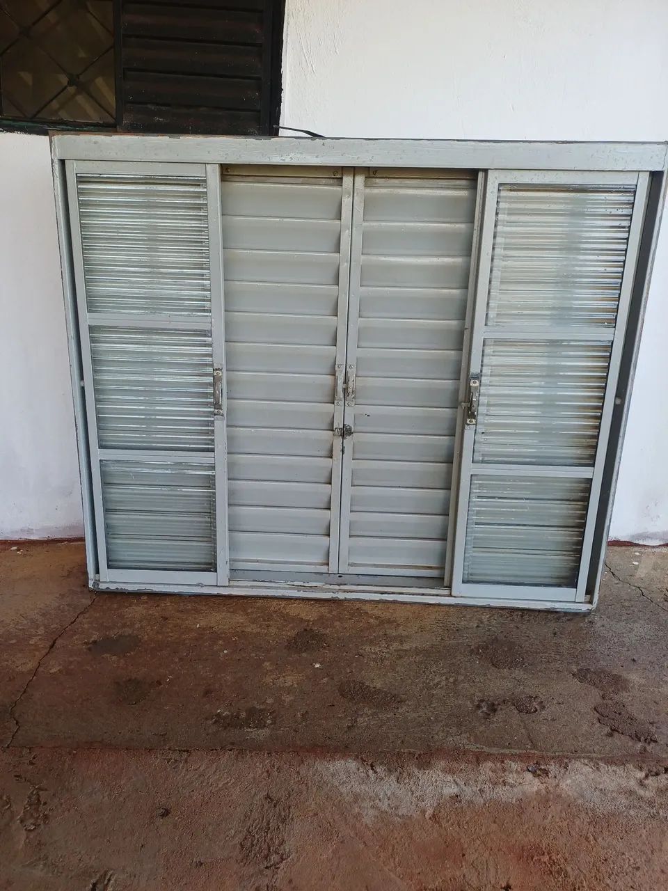 Window 64520788559619121