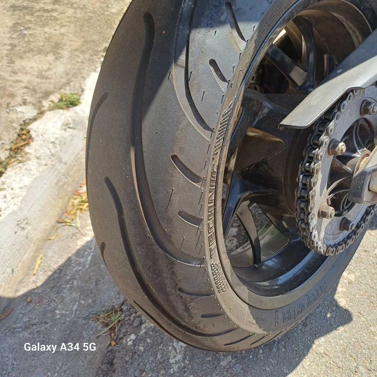 BMW F800R, 2011/ 12 conservada, manual e chave reserva. - Foto 5