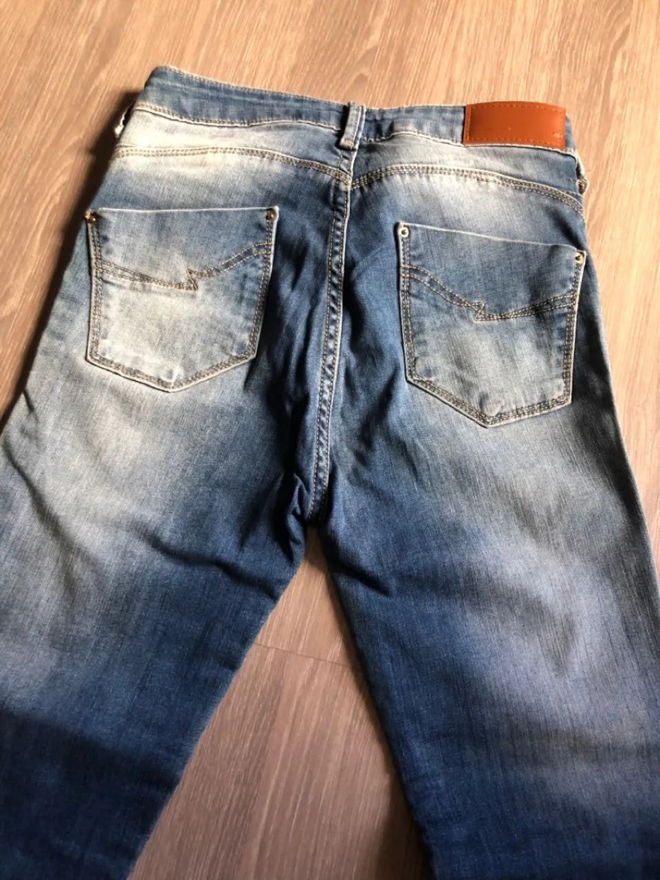CALÇA JEANS DESTROYED FEMININA  - Foto 3