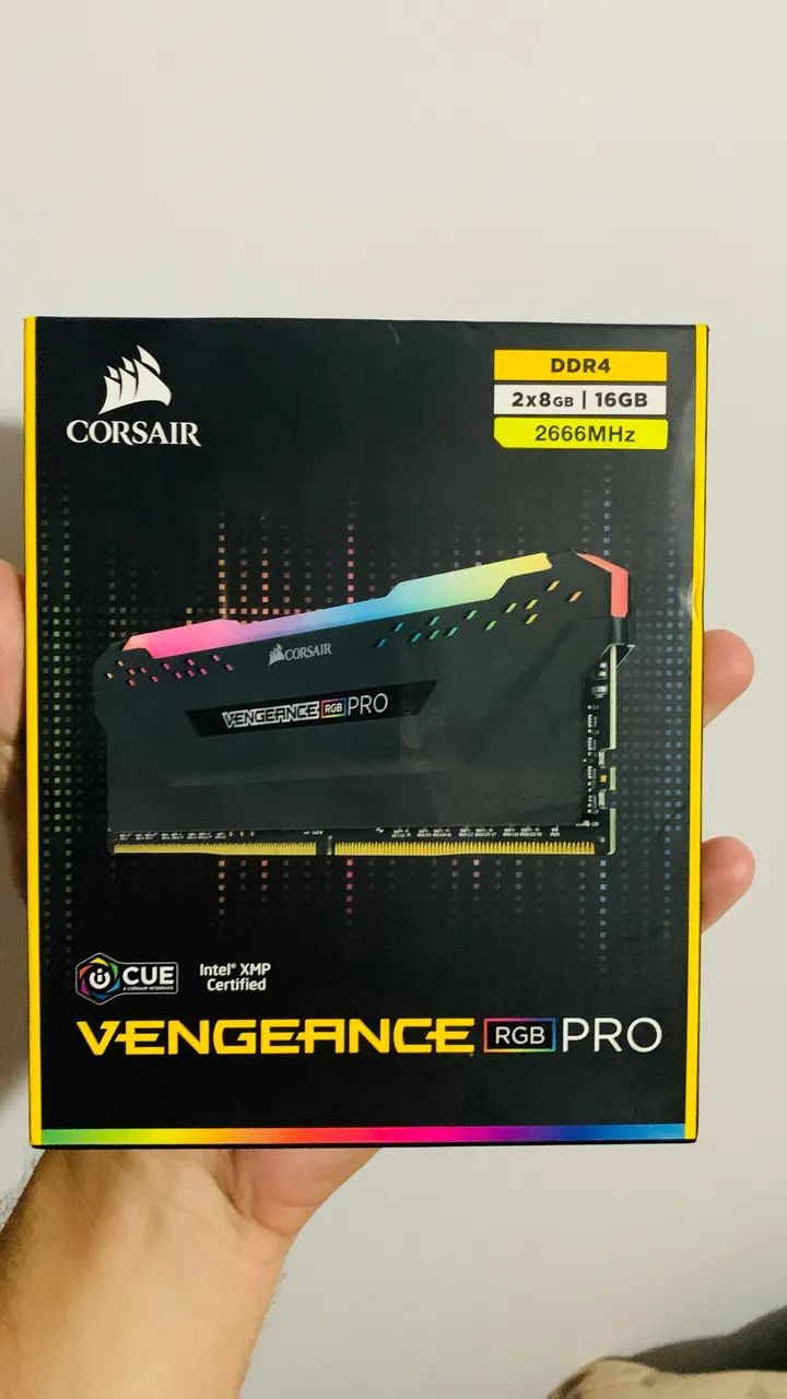 Corsair Vengeance RGB PRO 16GB DDR4 Memory64396502278401120