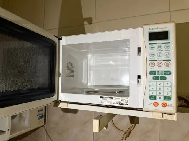 MICROONDAS FACILITE COMPACTO BRANCO -18 litros - Foto 2