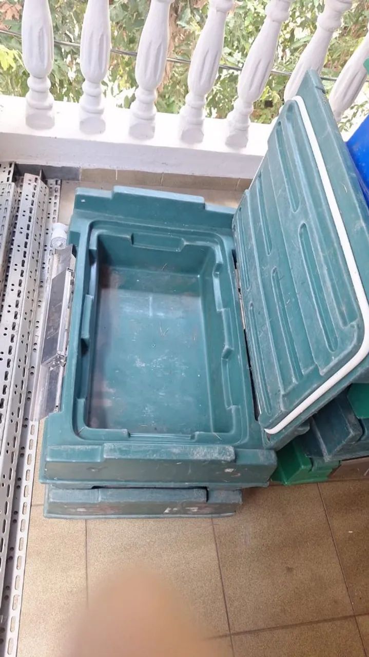 Caixa térmica Hotbox 100,30 e 15 litros - Foto 4
