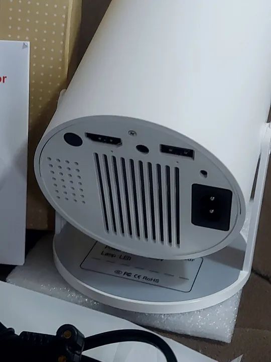 Projetor Portátil Android HDMI Smart Cinema Hy300 Similar Led 4k + Controle + Pilhas - Foto 3