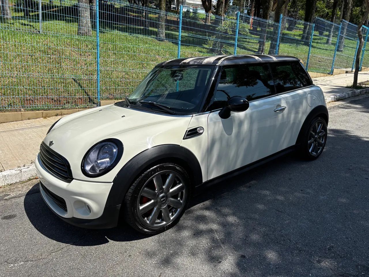 Mini Cooper 1.6 - Manual