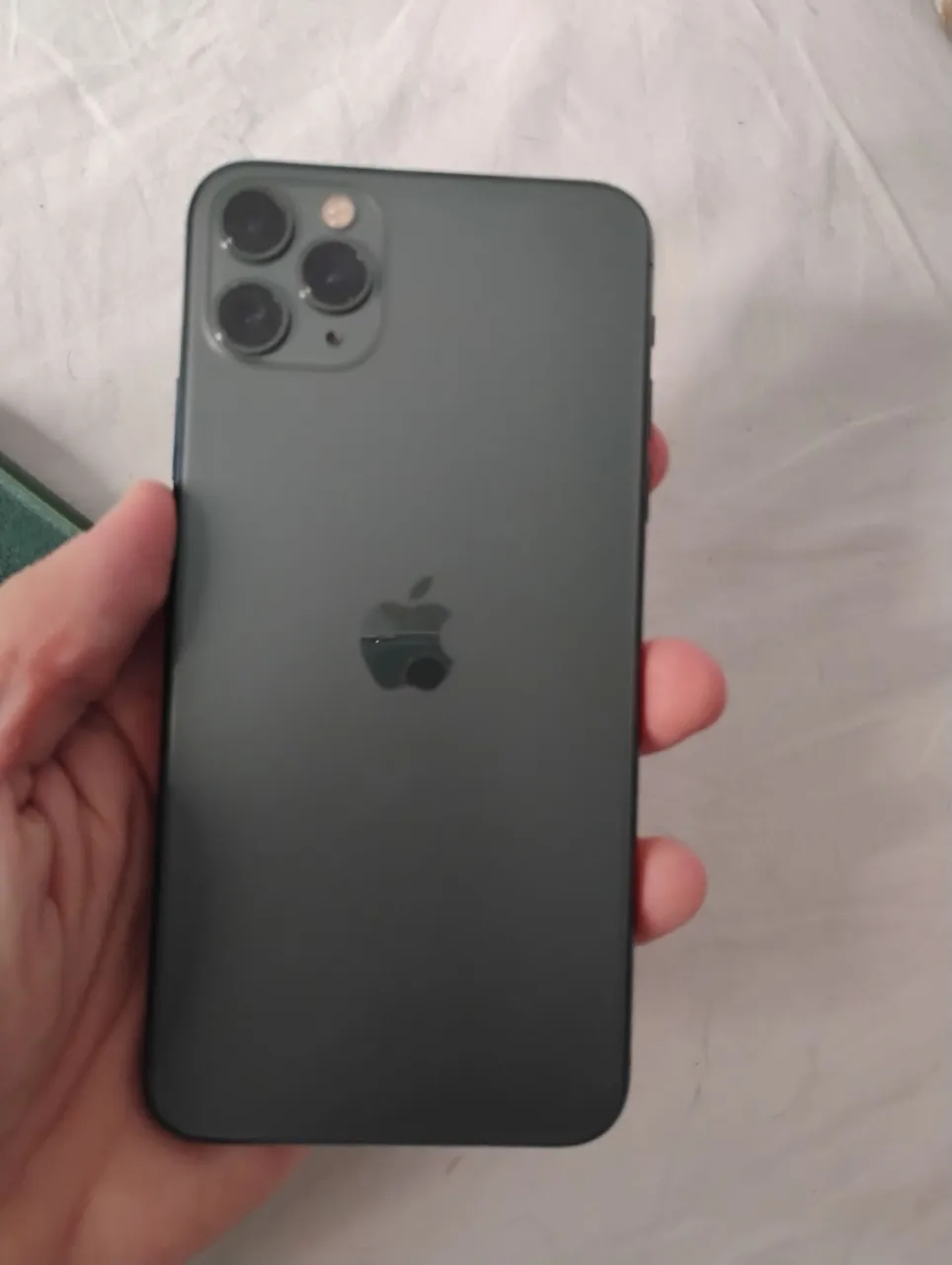 iPhone 11 Pro max- Verde - 64GB