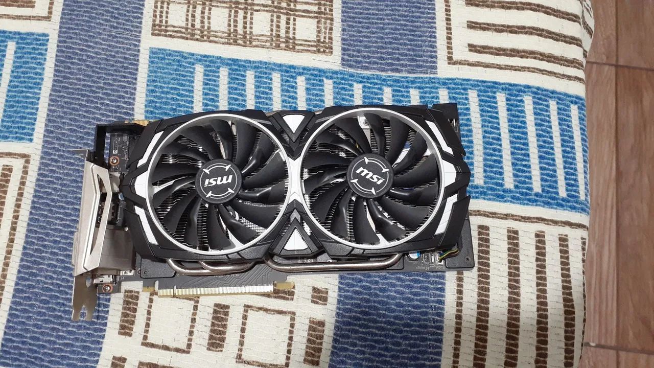 Placa de Vídeo MSI GeForce GTX 1080 ** Com defeito** - Foto 2