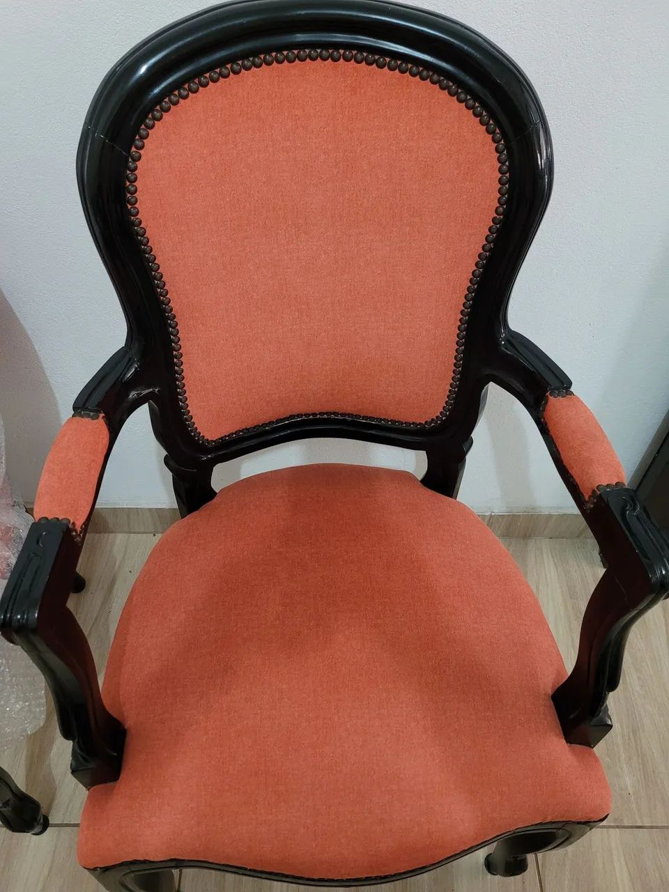 Um par de cadeiras tipo poltrona em perfeito estado. retirar no local. - Foto 4