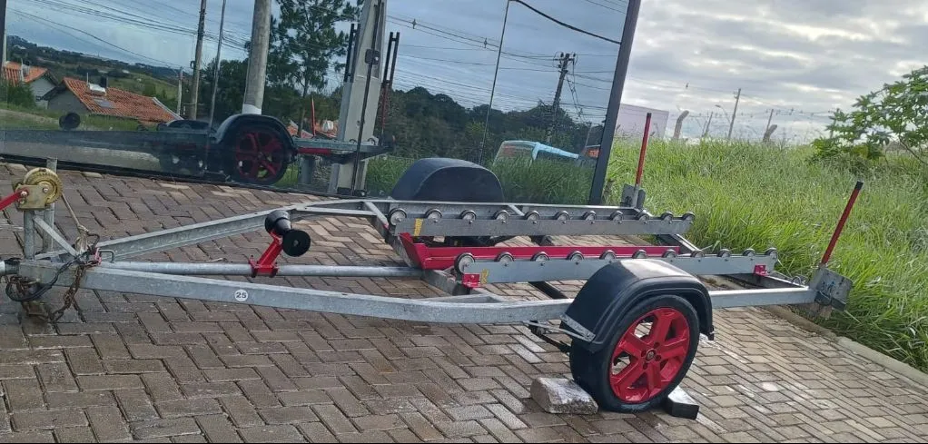 Vendo reboque marca reck para jetski