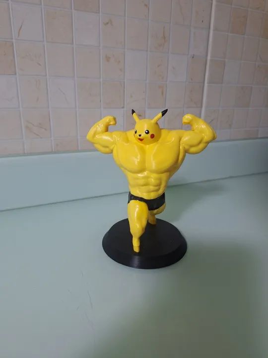 Pikachu musculoso - Figura de ação