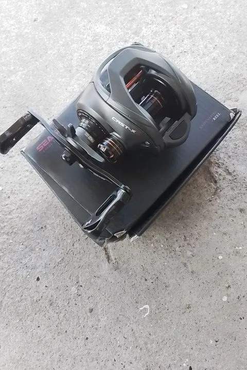 Molinete de Pesca SeaKnight Cast-X-240$