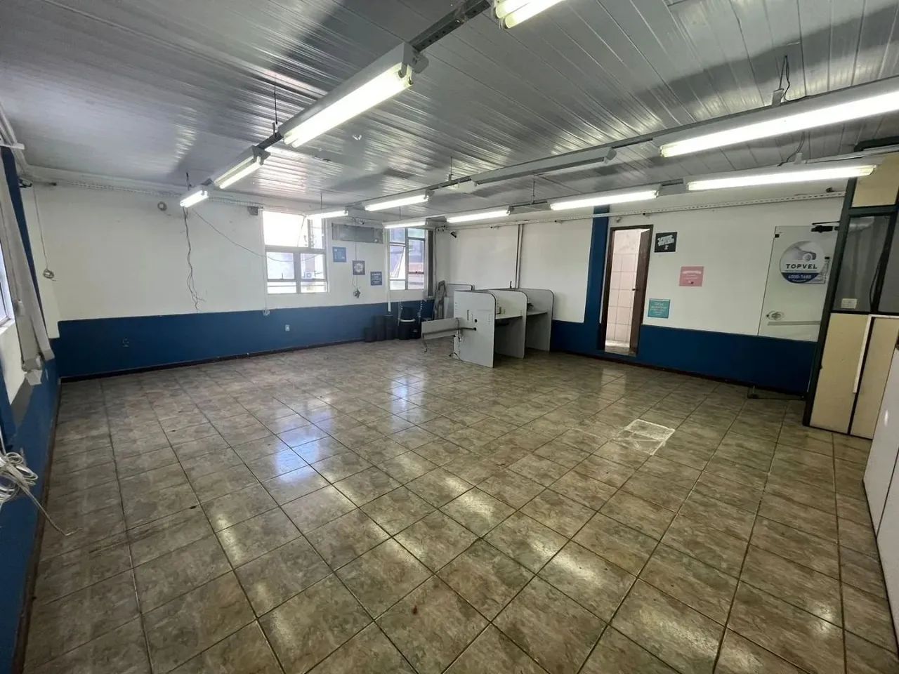 Prédio com andares corridos a venda no Barro Preto - Belo Horizonte/MG