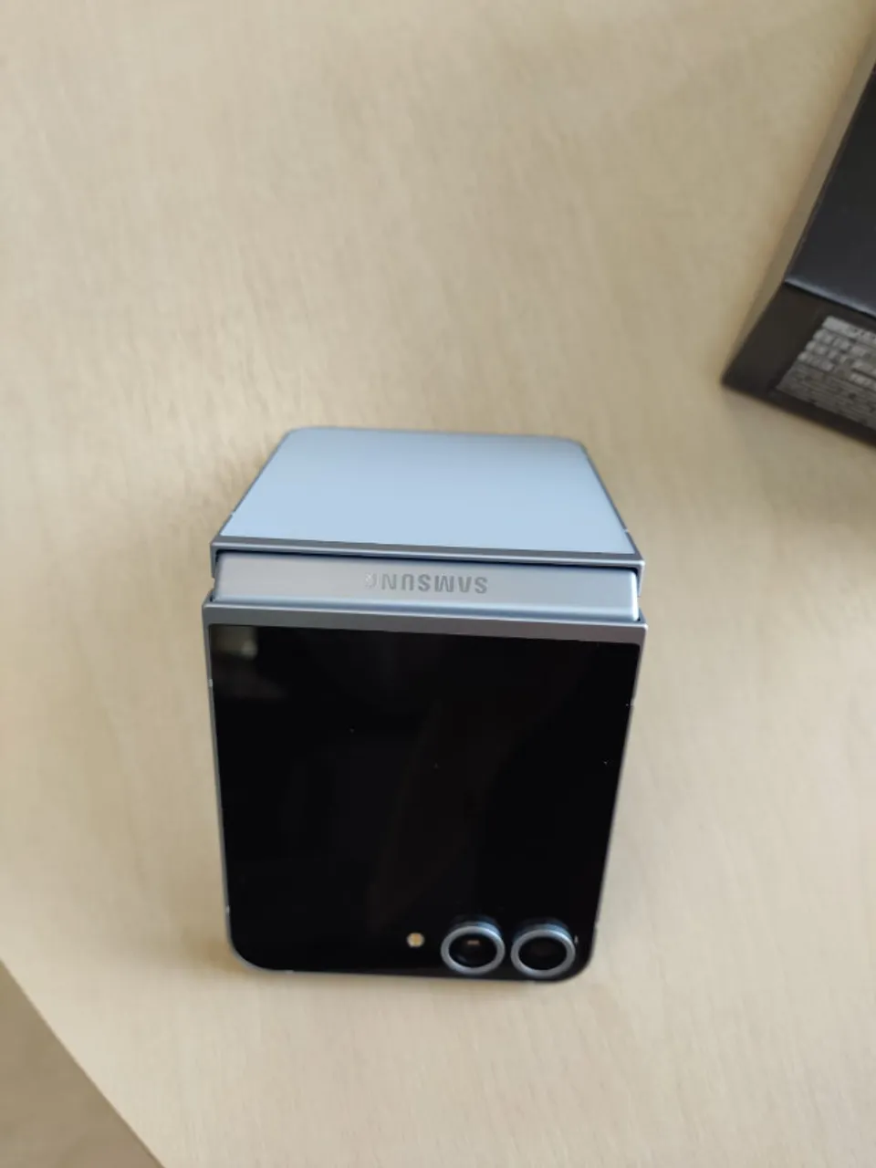 Samsung Z-Flip 6