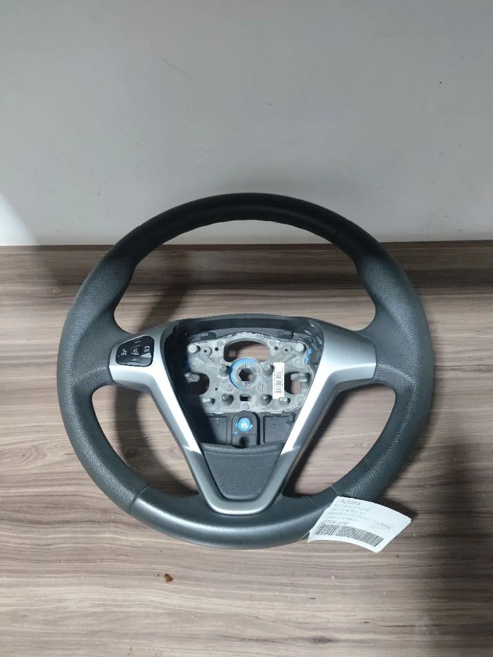 Volante Ford Ka com comando de som