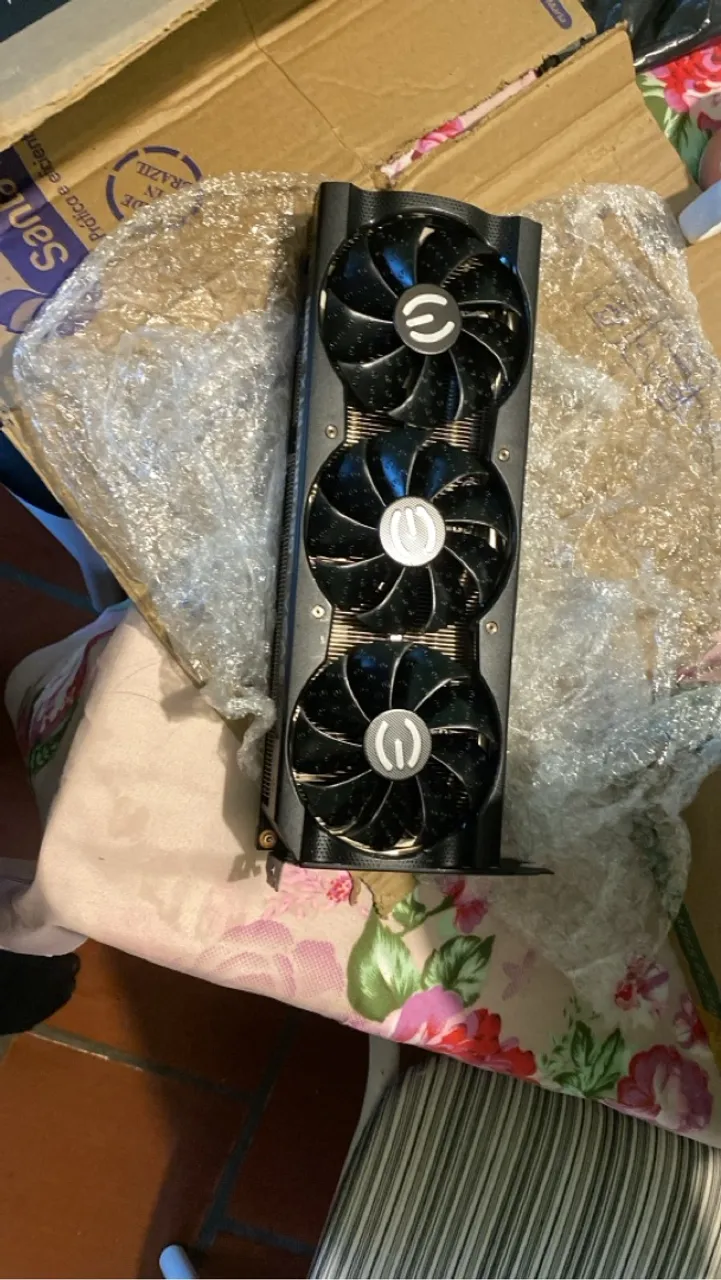 Placa de vídeo EVGA RTX 3080