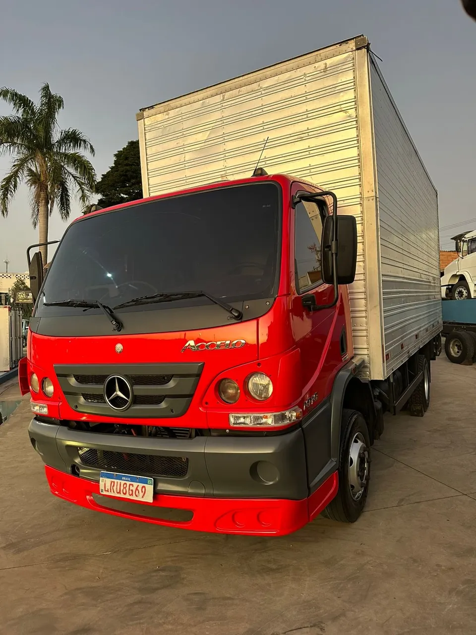 MERCEDES-BENZ Accelo 1016 2p (diesel) (E5)