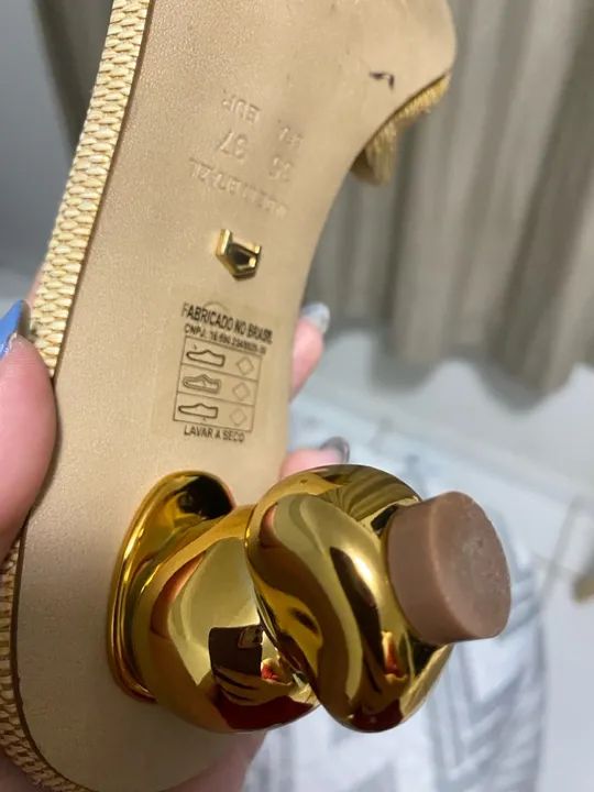 Tamanco / sandália AREZZO - Foto 4