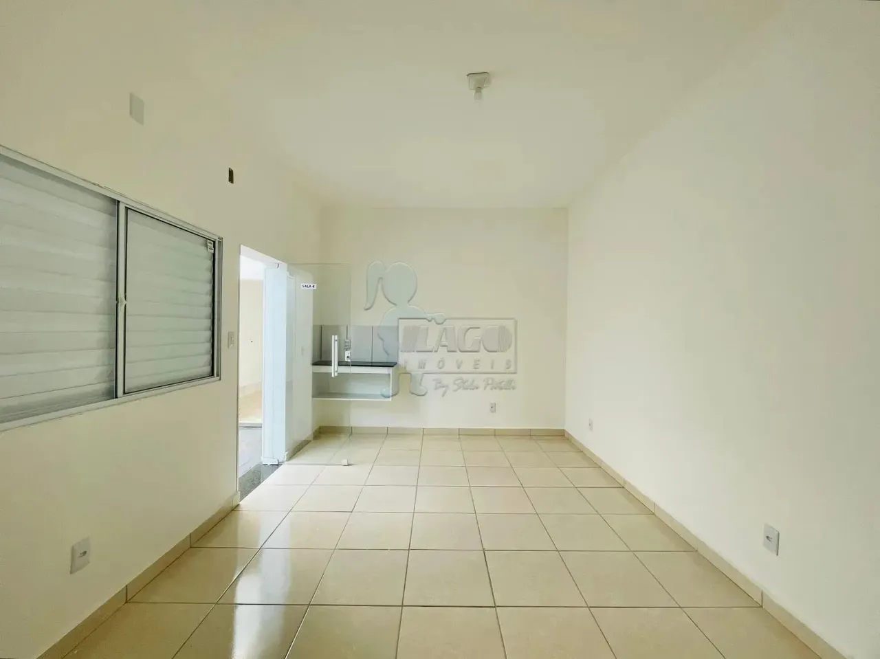 Sala comercial de 15m² com 01 banheiro para locação- Jardim Irajá