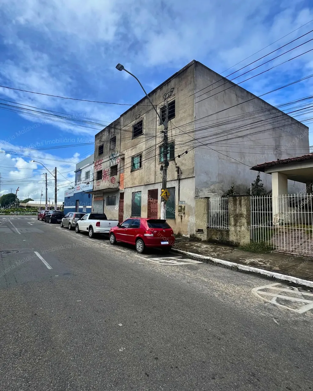 Vende-se Prédio no Centro - Linhares - ES