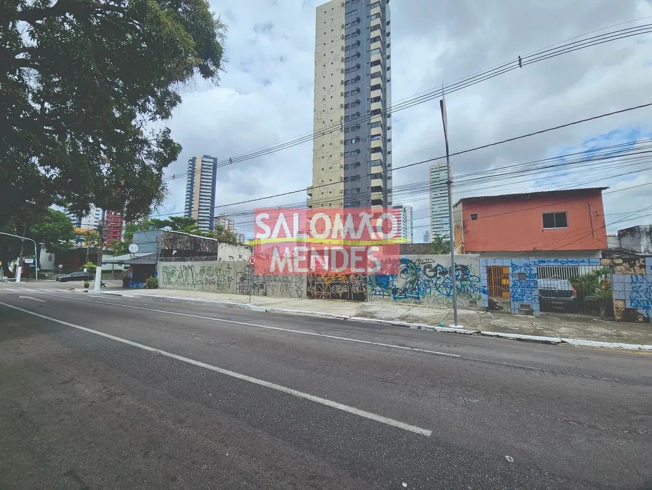 Grande área para Incoporporações e Empreendimentos no Umarizal - 1204m2