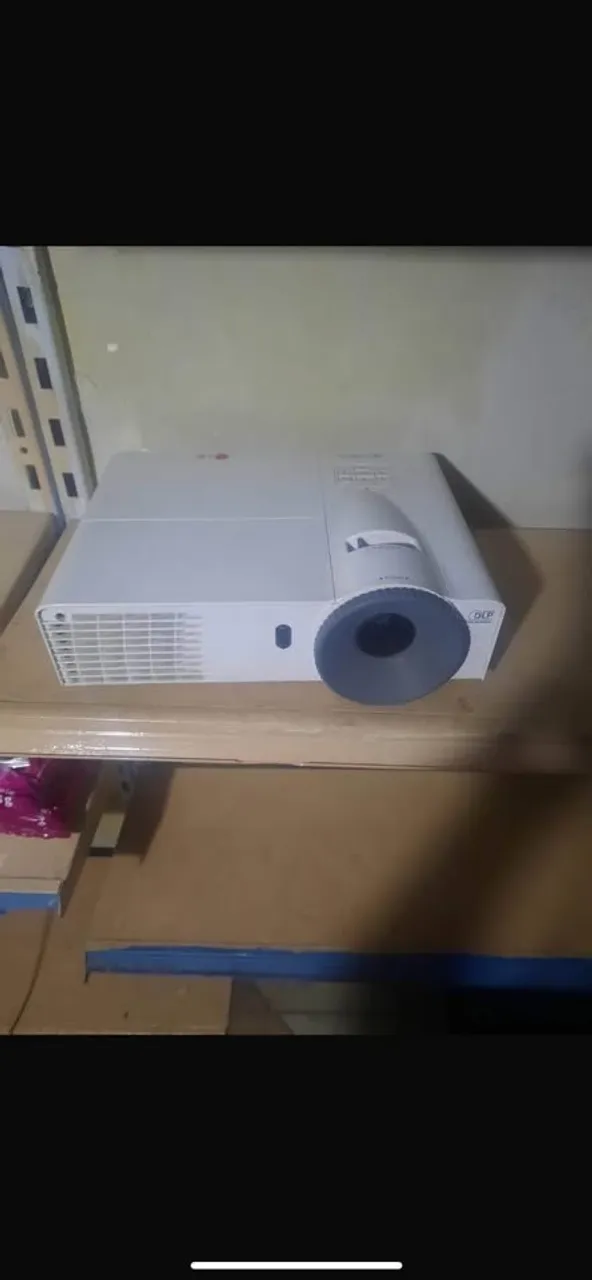 PROJETOR LG