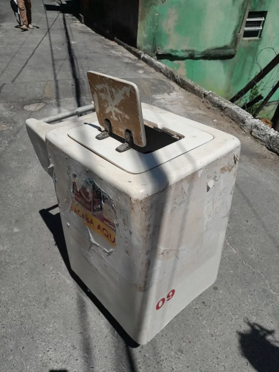 Carrinho em fibra só precisa plotar ou adesivar, ideal sorvetes, açaí e outros - Foto 2