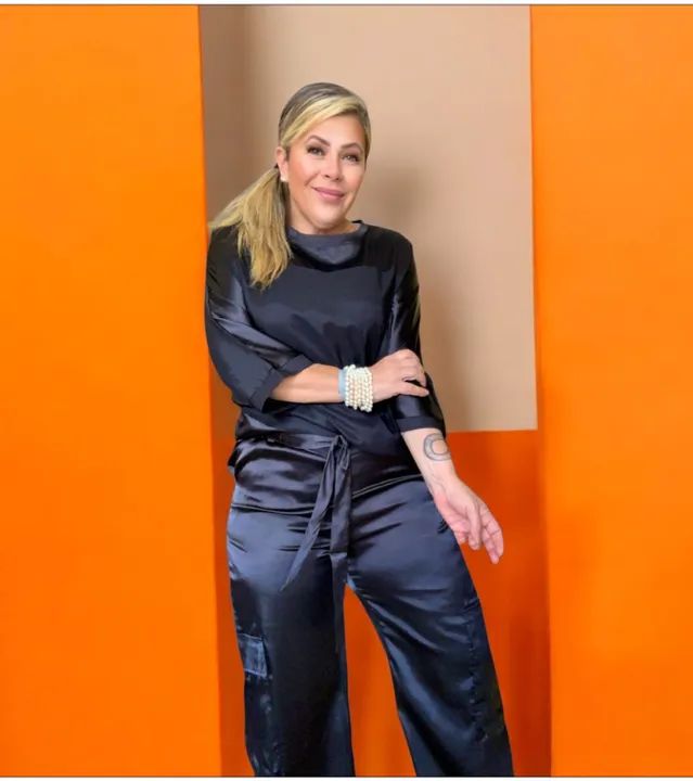 PROMOCAO SEMANA DO CONSUMIDOR  Conjunto seda blusa e calça - Foto 4