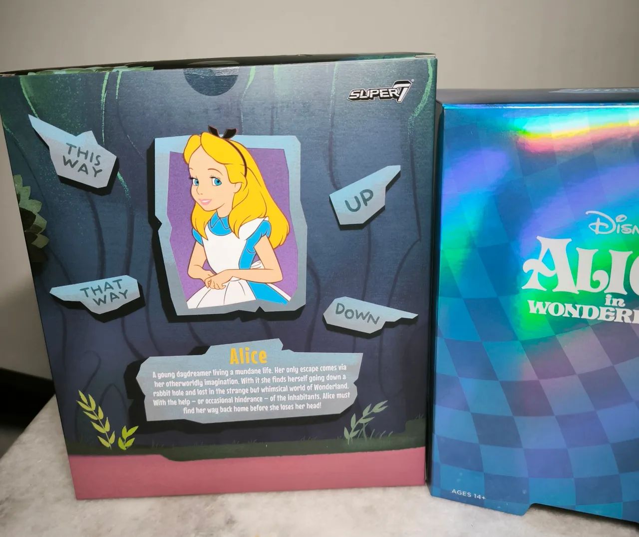Alice no País das Maravilhas - Super7 hasbro original lacrado - Foto 4