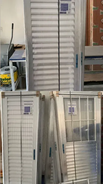 Portas de Alumínio em vários tamanhos COR CINZA E BRANCA