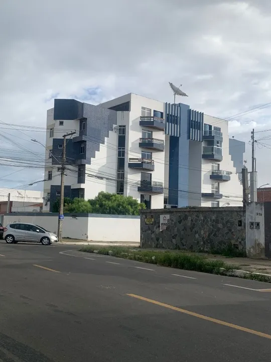 Ap 4 quartos, Avenida Jorge Teixeira, Candeias