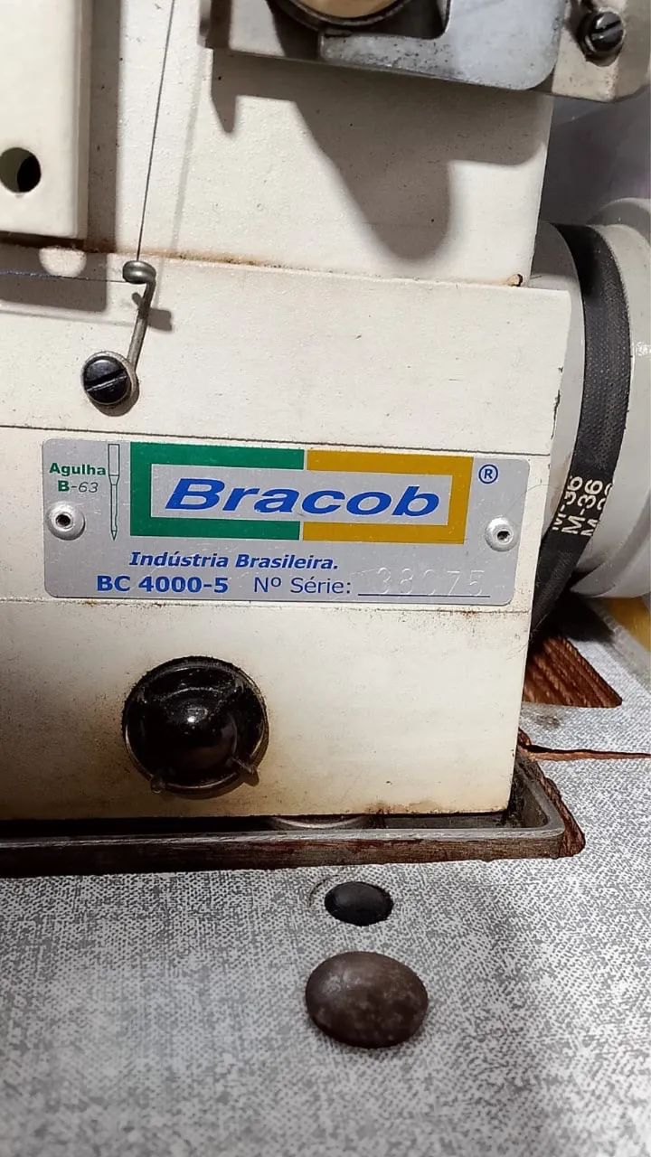 Máquina de Costura Galoneira/Colarete Bracob - Foto 3