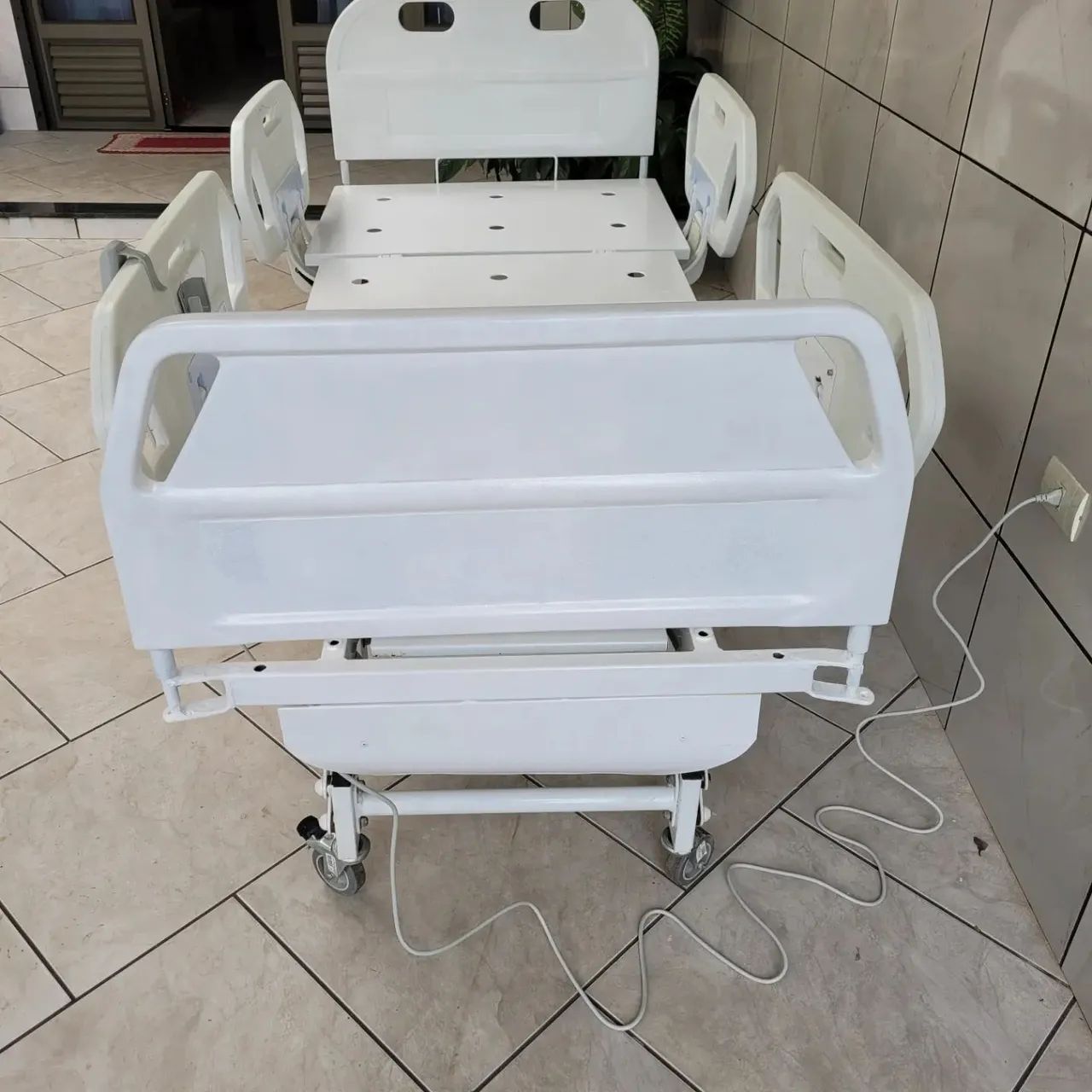 Cama Hospitalar Elétrica  - Foto 2