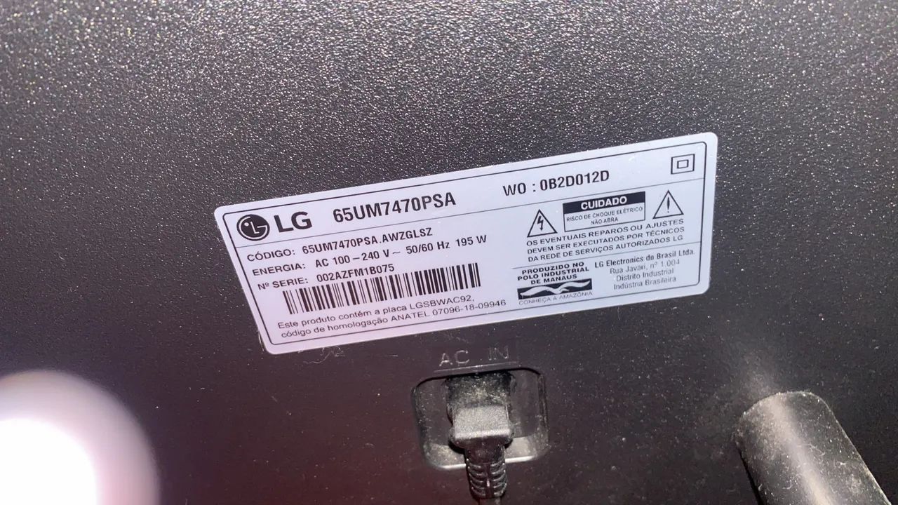 TV LG 65 polegadas (tela quebrada) - Foto 2