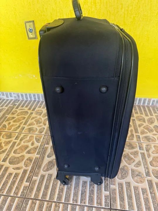 Mala de Viagem Preta 23 kg  - Foto 2
