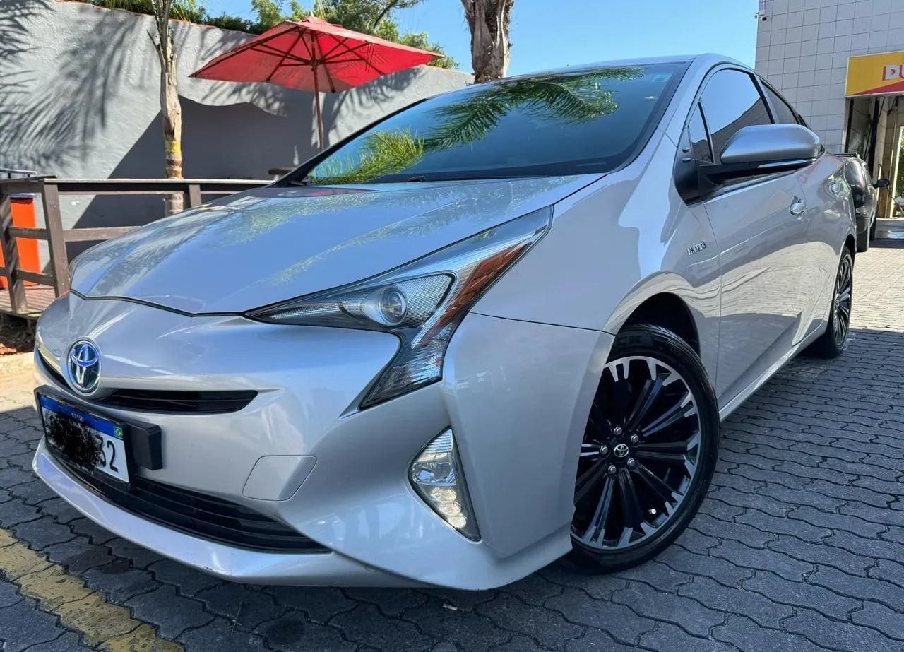 Toyota Prius NGA 1.8 CVT Híbrido 