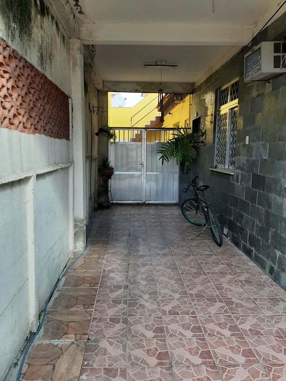 Apartamento tipo casa para venda com 182 metros quadrados com 4 quartos - Foto 2