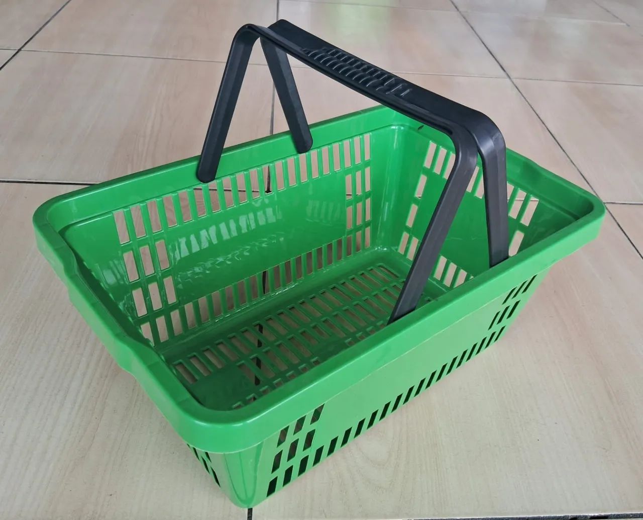 Cestas de compras - 4 cores - novas - Foto 5