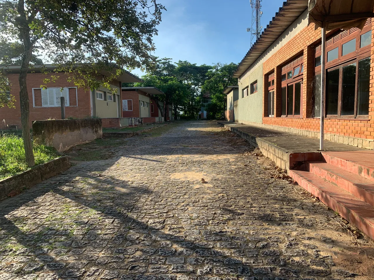 POUSADA EM RIO DAS OSTRAS COM 55.000m².