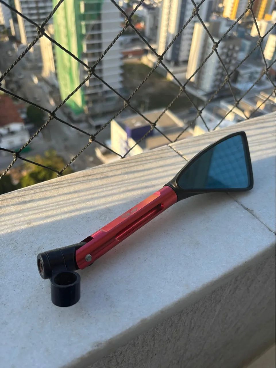 Retrovisor rizoma vermelho 