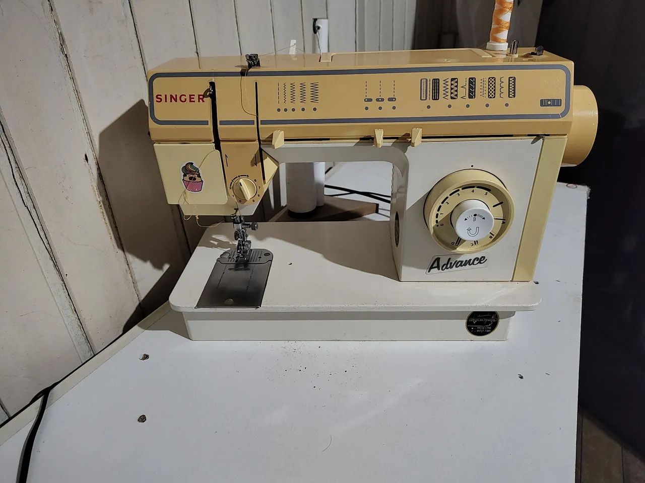 Máquina de costura 64231137142274122