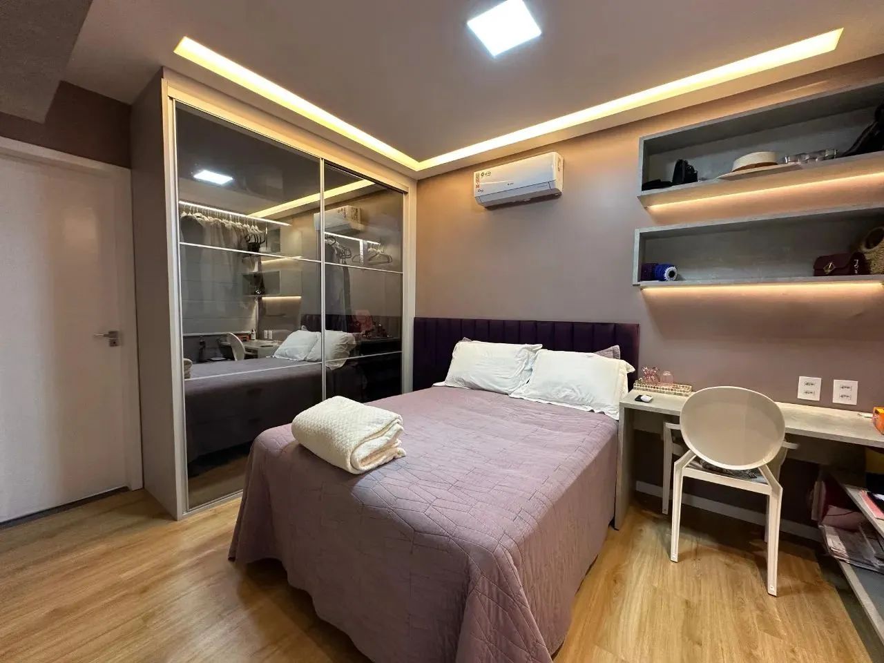 Casa Duplex, com 4 quartos, quintal, projetados, energia solar, R$ 800.000,00 - Foto 12