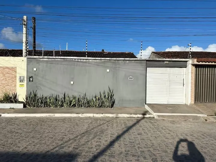 ALUGO CASA DENISON AMORIM - MENSAL<br>