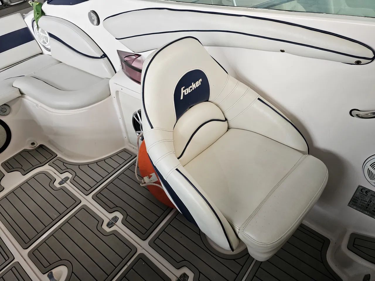 LANCHA FIBRAFORT FOCKER 215 ANO 2010 - Foto 13