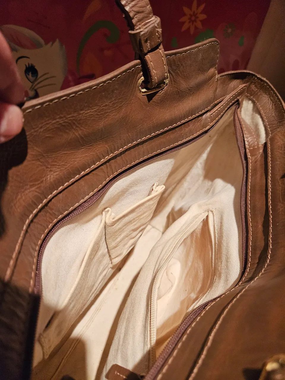 Bolsa de Ombro Mr. Cat Marrom - Foto 4
