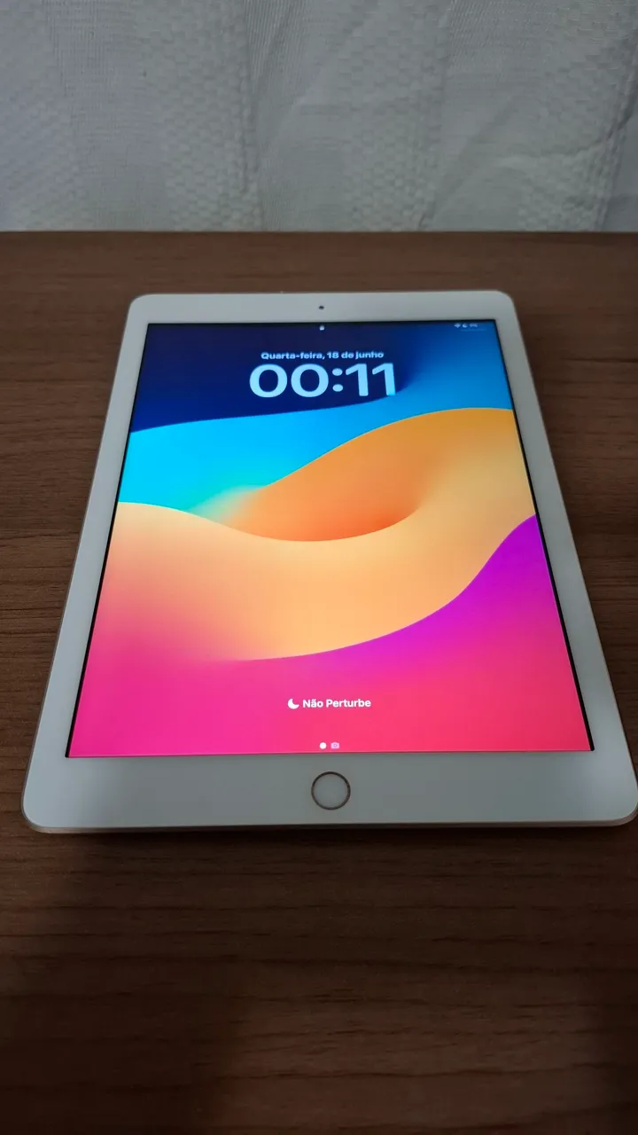 iPad Apple - 6ª Geraçao 128Gb